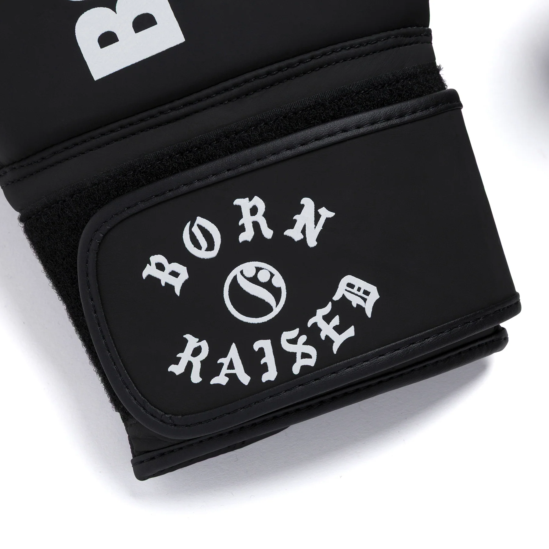 BORN X RAISED SPARRING GLOVES - Image 7